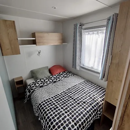 Mobil-home 3 אתר קמפינג