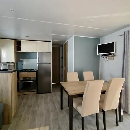 אתר קמפינג Mobil-home 3