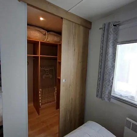 אתר קמפינג Mobil-home 3 *